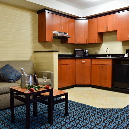 Fairfield Inn Hartford Airport Windsor Locks Extérieur photo