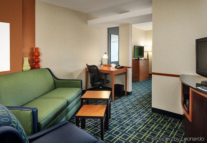 Fairfield Inn Hartford Airport Windsor Locks Extérieur photo